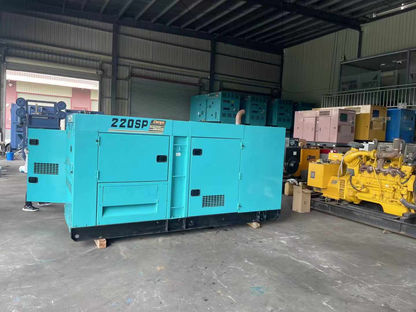 朝阳800kW 柴油发电机的输出电流波动范围是多少？